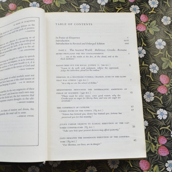 A Treasury of the World's Great Speeches Vintage hardcover - Picture 5 of 5